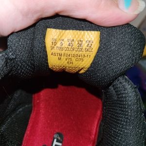 Size 10 men's steel toed shoes